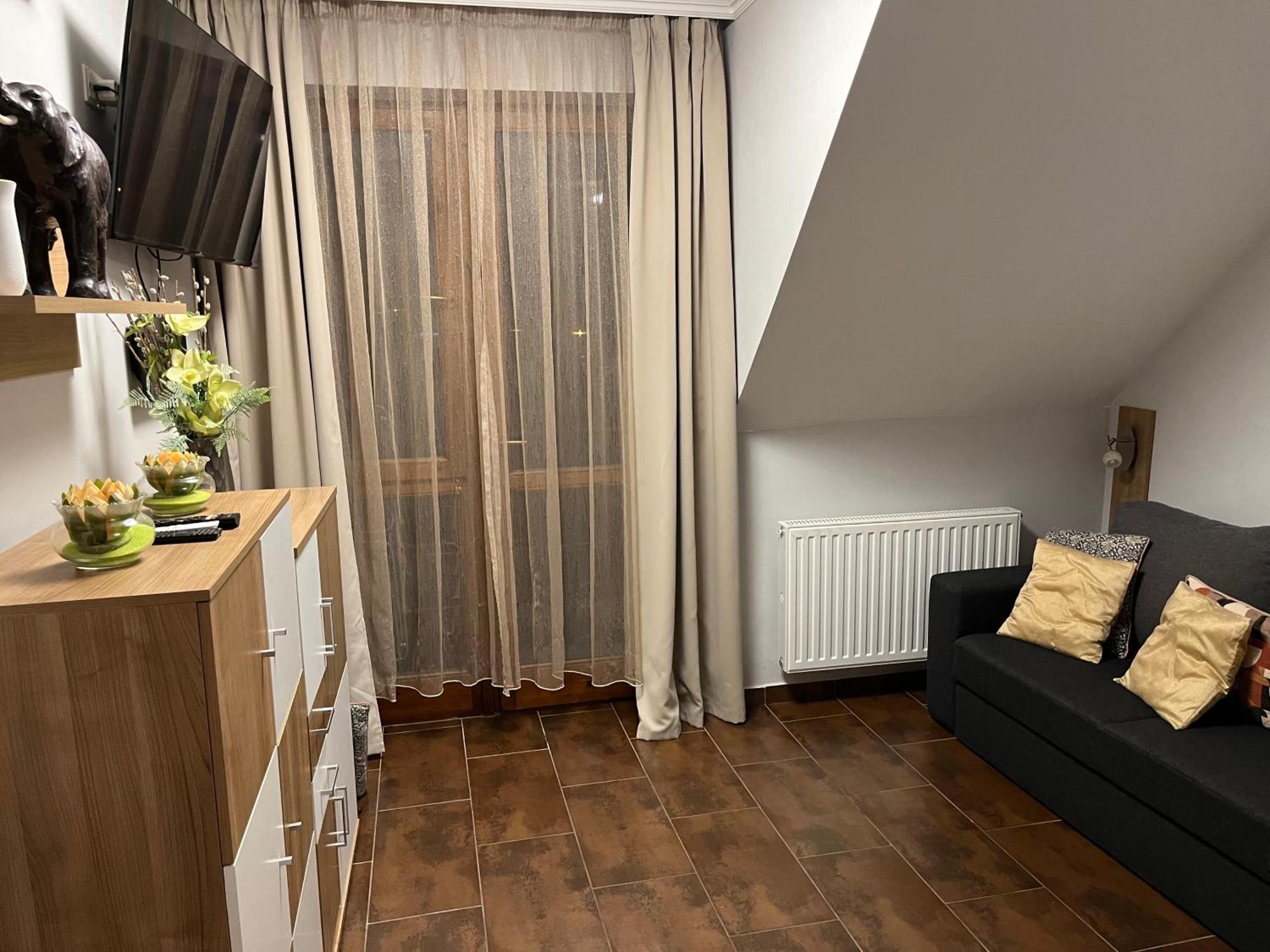 Brookforest Family Apartman Hajdúszoboszló Dış mekan fotoğraf